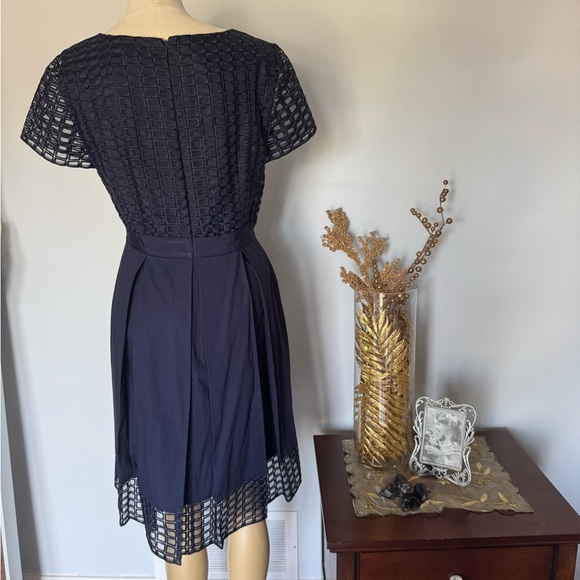 Tahari Navy Textured Midi Dress. Ptp 16” length 38” - Picture 6 of 7